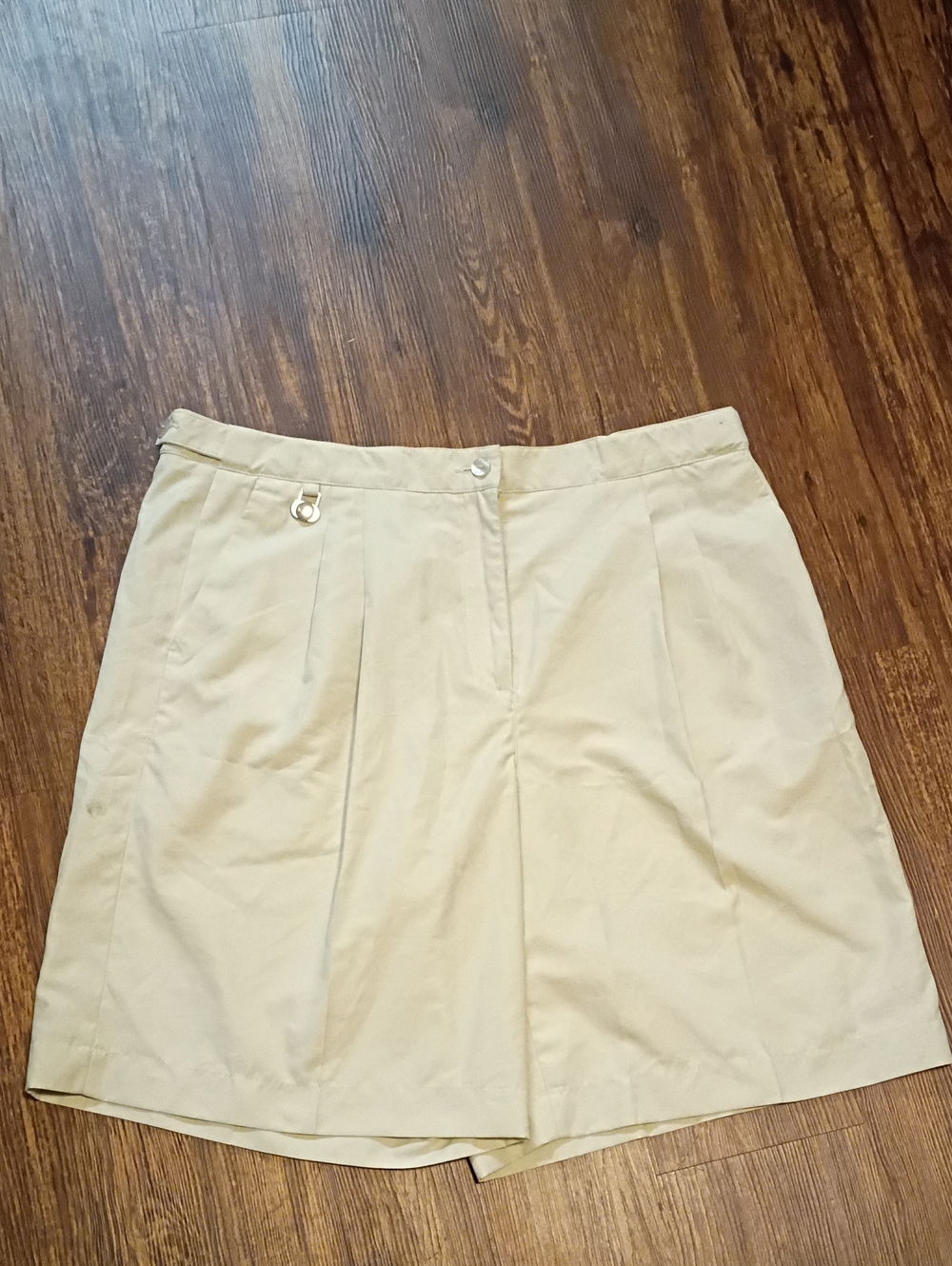 Liz Golf Nwt Kylie Shorts Size 14 Beige Golf Country Club Preppy Pleated Design‎